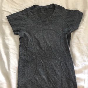 Lululemon swiftly tech short sleeve